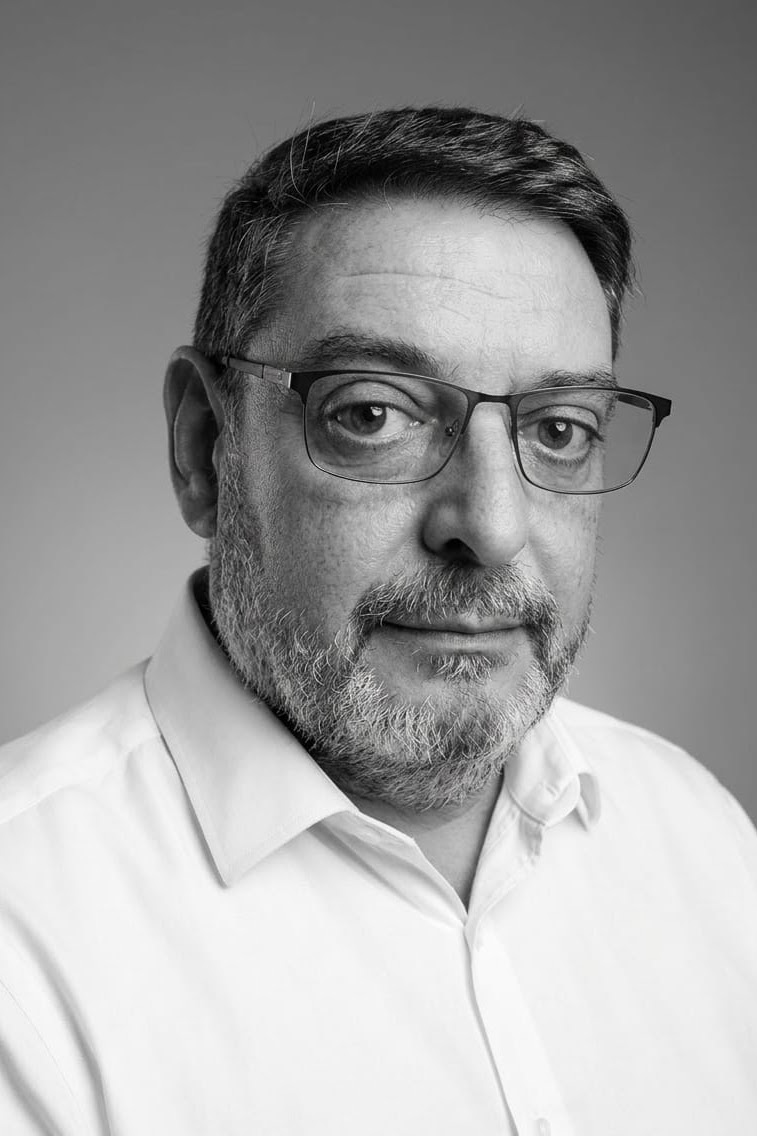 Retrato de Javier Robert